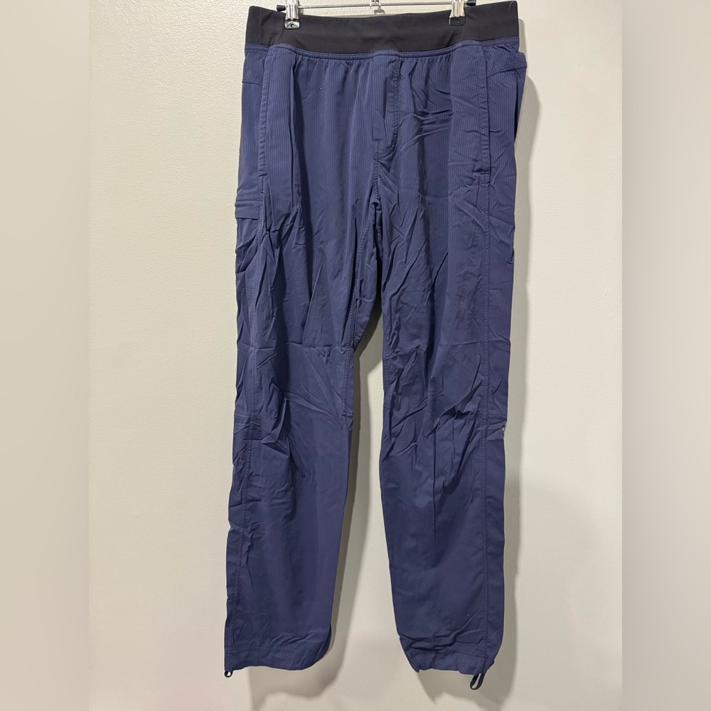 Lululemon Men’s Pant in True Navy Size Large